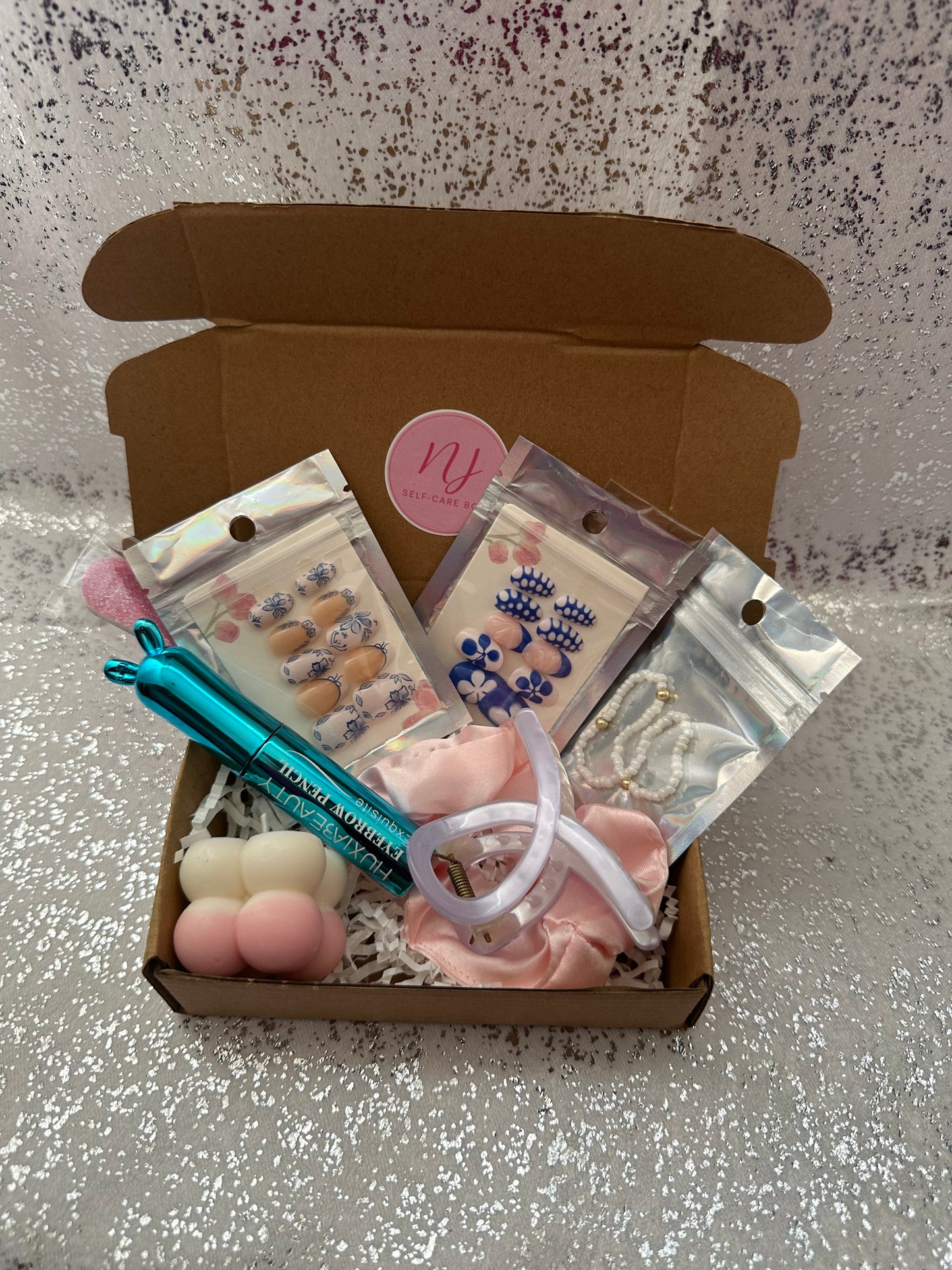 Mini Self-Care Beauty Box – Pink Edition