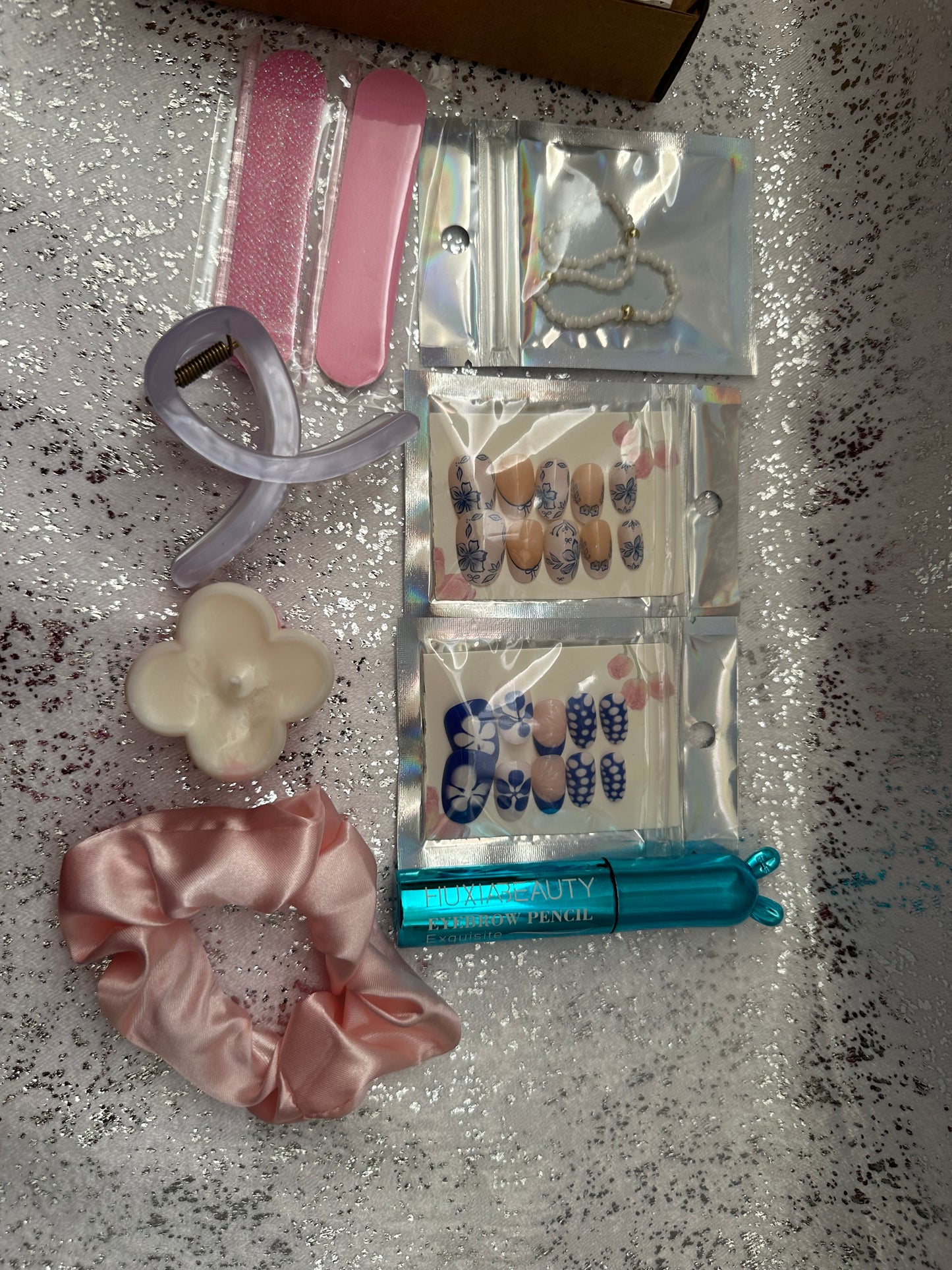 Mini Self-Care Beauty Box – Pink Edition